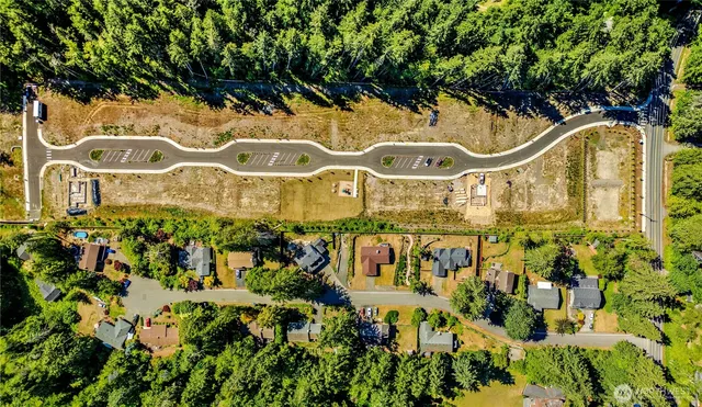 $590,950 | 216 Northeast Shadowhawk Lane, Bremerton, WA 98311