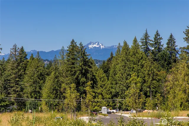 $590,950 | 216 Northeast Shadowhawk Lane, Bremerton, WA 98311