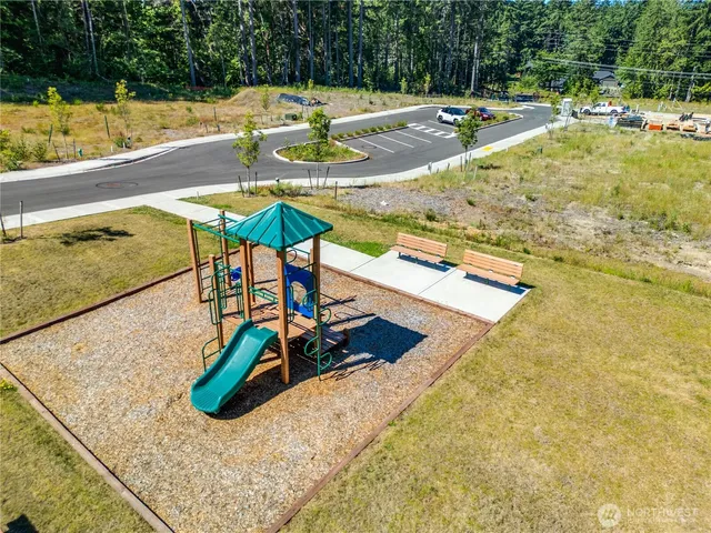 $590,950 | 216 Northeast Shadowhawk Lane, Bremerton, WA 98311