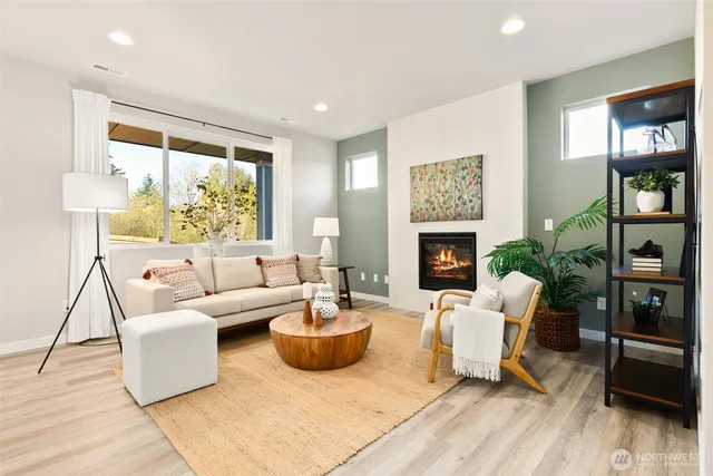 $590,950 | 216 Northeast Shadowhawk Lane, Bremerton, WA 98311