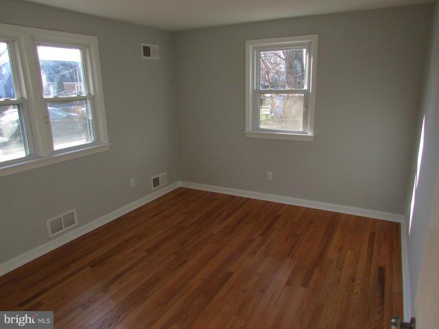 2404 Amherst Road Hyattsville, MD 20783 - Photo 12 of 14 Bedroom