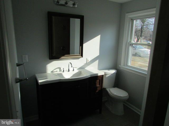 2404 Amherst Road Hyattsville, MD 20783 - Photo 8 of 14 Bath