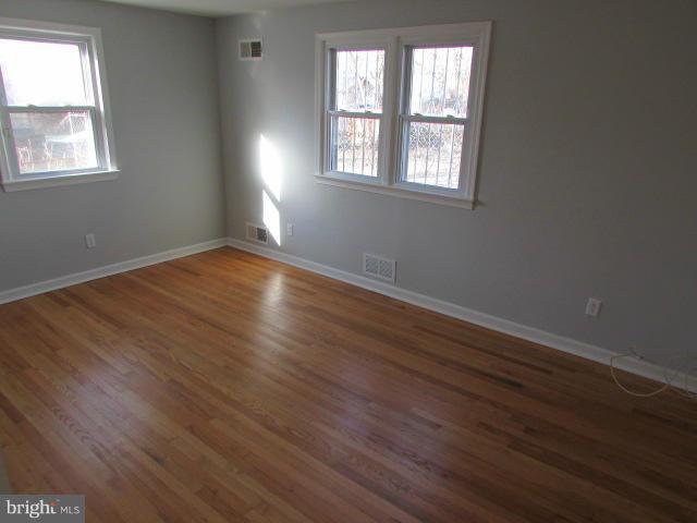 2404 Amherst Road Hyattsville, MD 20783 - Photo 10 of 14 Bedroom