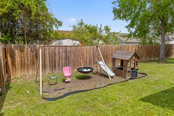 $315,000 | 144 Franklin Drive, Fort Oglethorpe, GA 30742