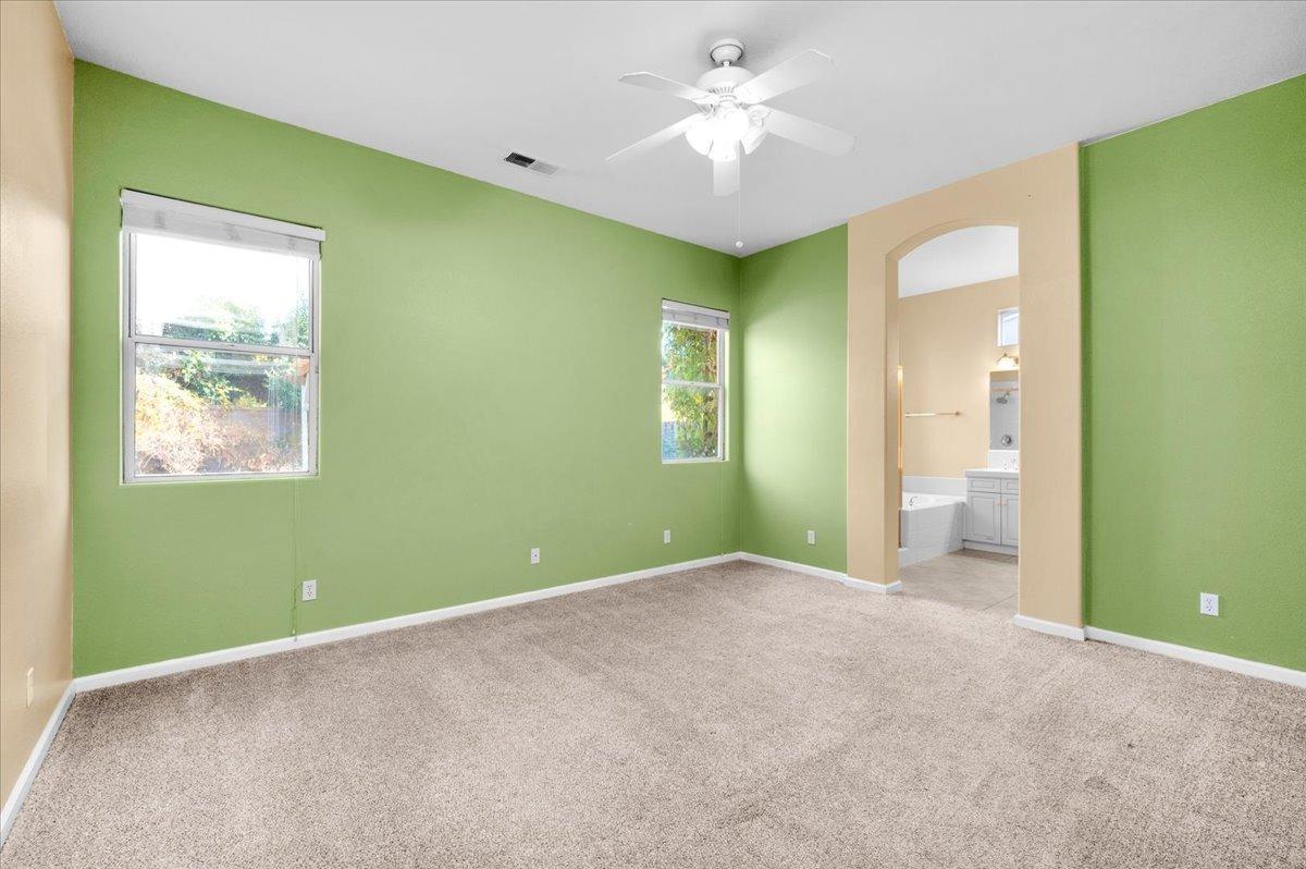849 Megan Avenue Clovis, CA 93611 - Photo 20 of 53 a view of an empty room with a window