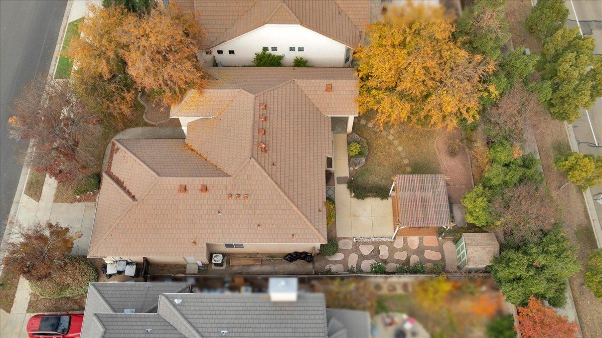 849 Megan Avenue Clovis, CA 93611 - Photo 38 of 53 an aerial view of a house with lake view