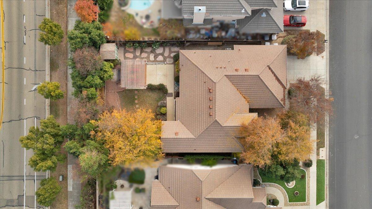 849 Megan Avenue Clovis, CA 93611 - Photo 42 of 53 an aerial view of a house with a yard basket ball court