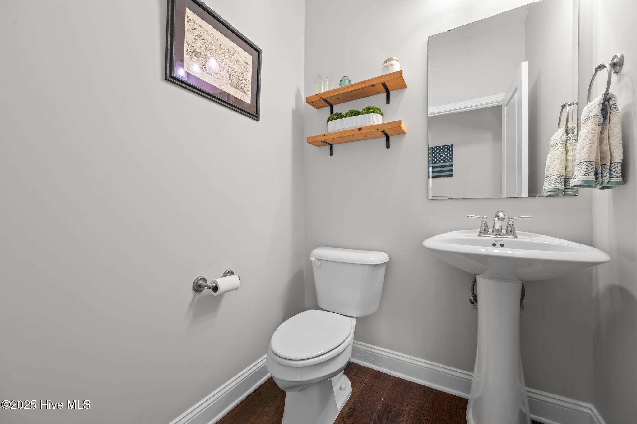 206 Bungalow Road Holly Ridge, NC 28445 - Photo 18 of 41 1st Floor Half Bath