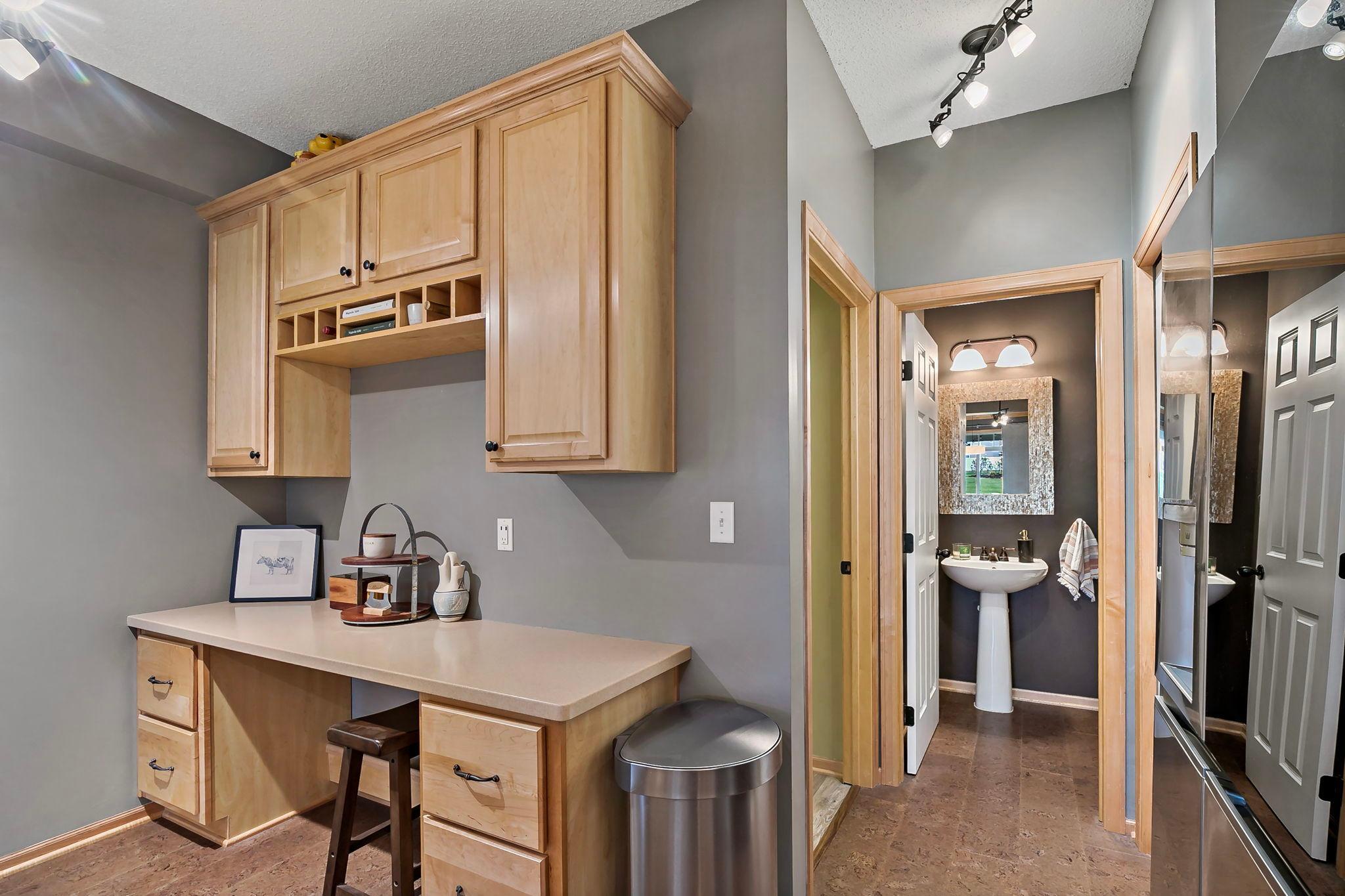 1944 Commonwealth Boulevard, Unit 4 Chanhassen, MN 55317 - Photo 14 of 35