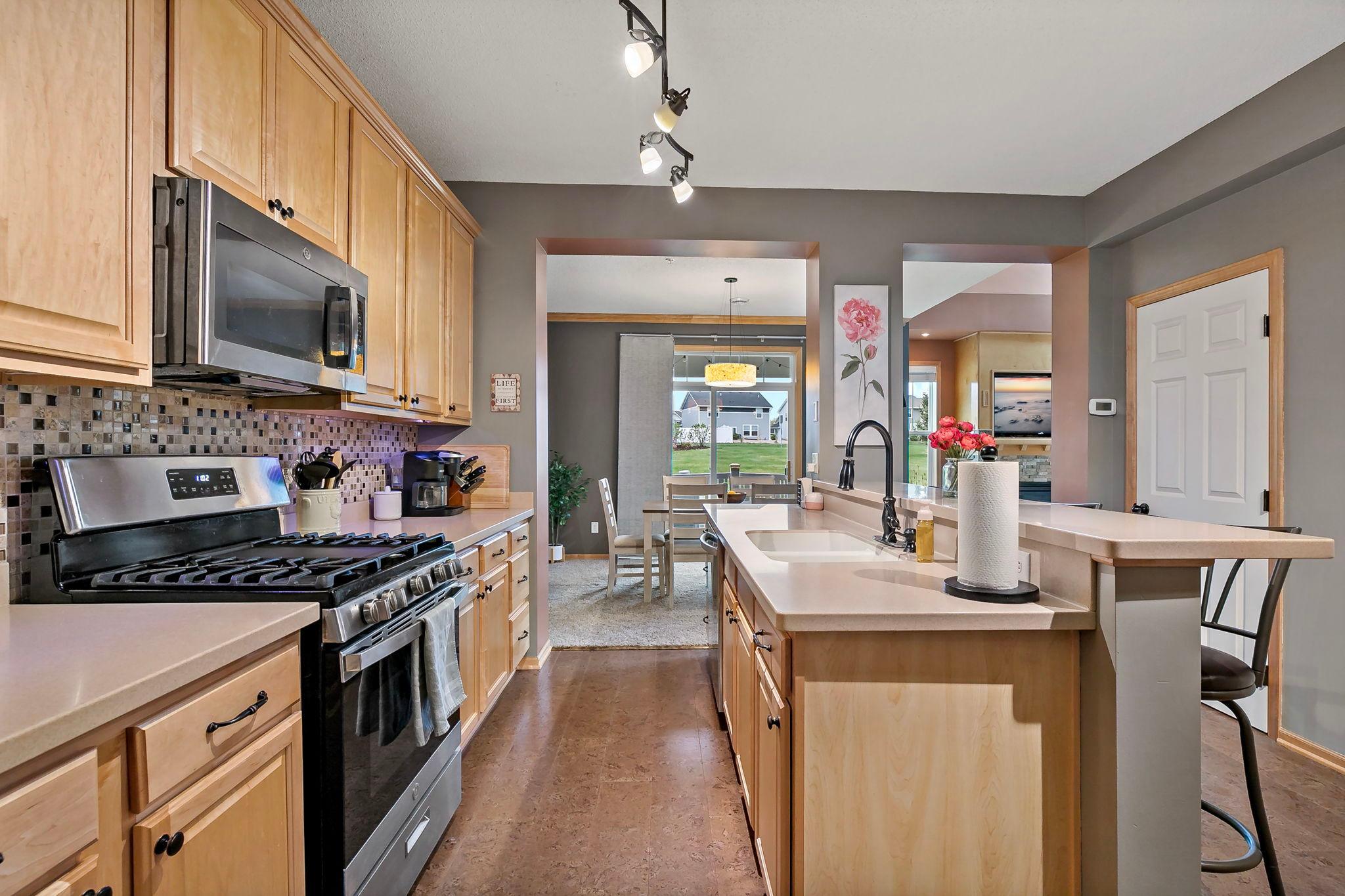 1944 Commonwealth Boulevard, Unit 4 Chanhassen, MN 55317 - Photo 15 of 35