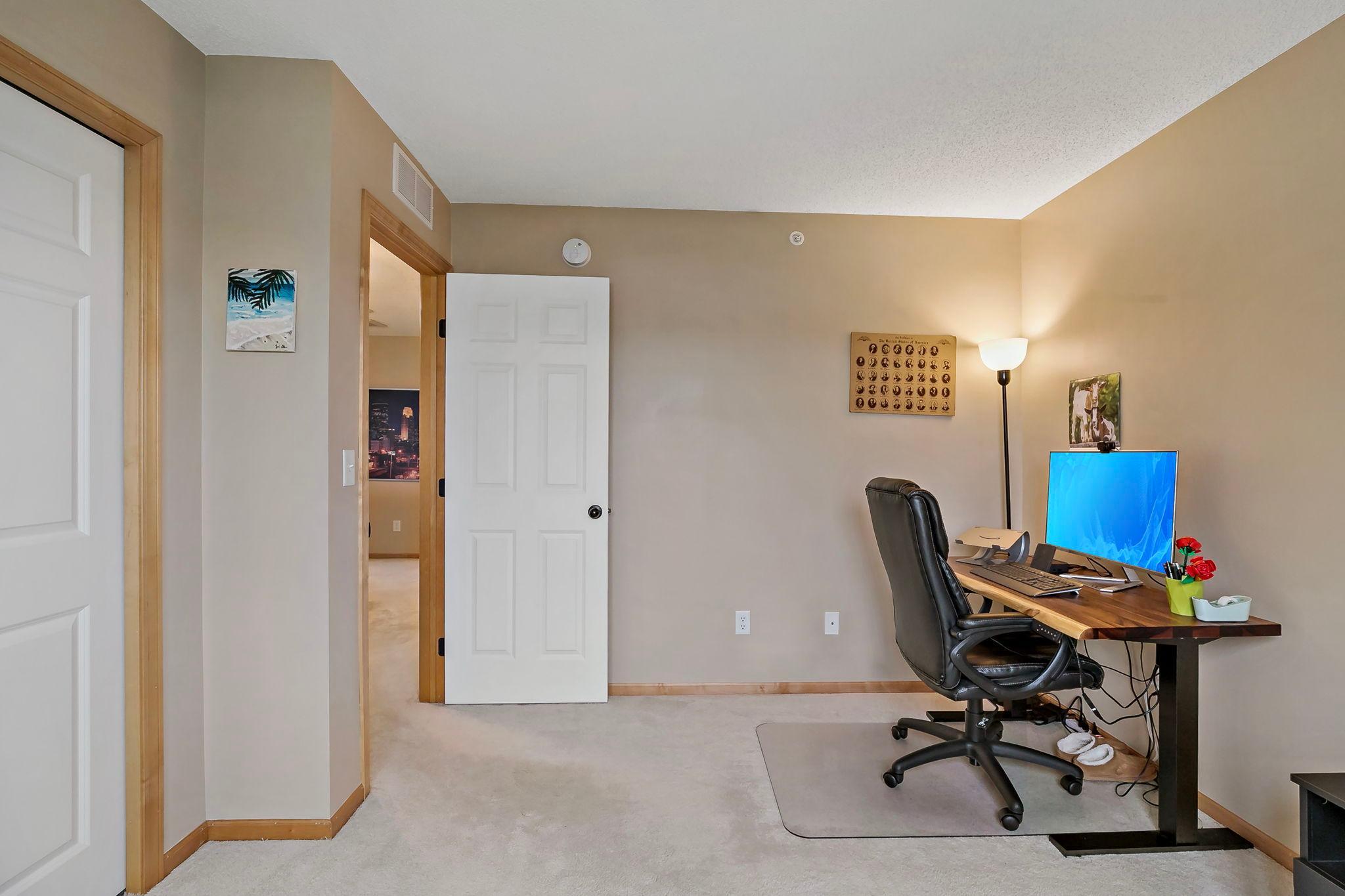 1944 Commonwealth Boulevard, Unit 4 Chanhassen, MN 55317 - Photo 27 of 35