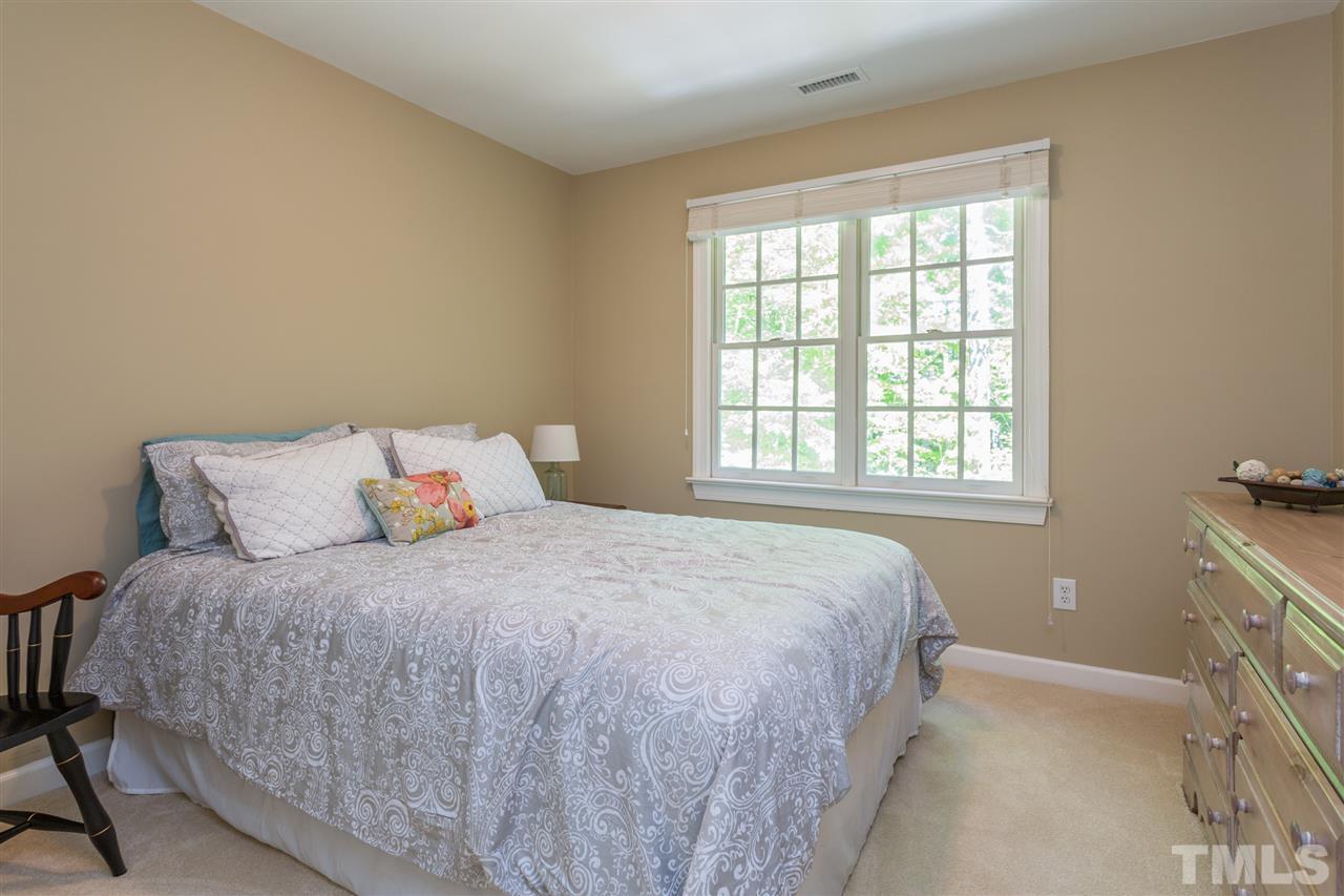 10008 Quillstone Court Raleigh, NC 27613 - Photo 17 of 25 Gallery Image 17