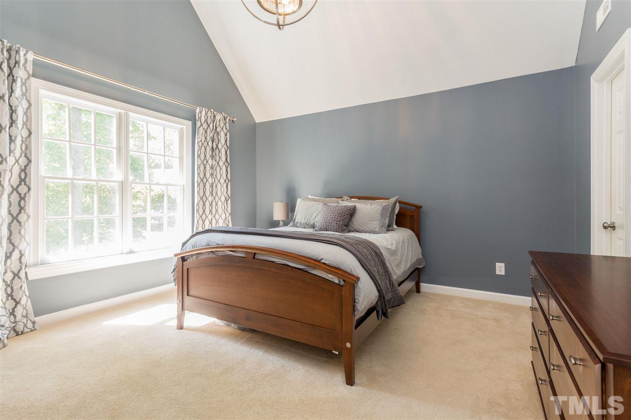 10008 Quillstone Court Raleigh, NC 27613 - Photo 18 of 25 Gallery Image 18