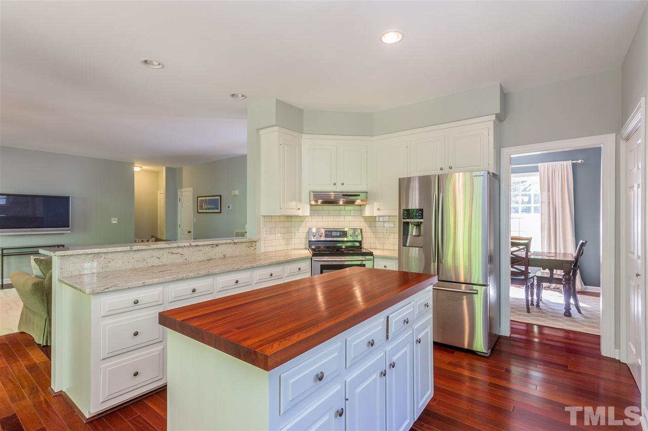 10008 Quillstone Court Raleigh, NC 27613 - Photo 9 of 25 Gallery Image 9