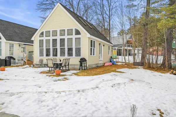 $589,000 | 28 Lintonia Drive, Unit 13, Litchfield, ME 04350