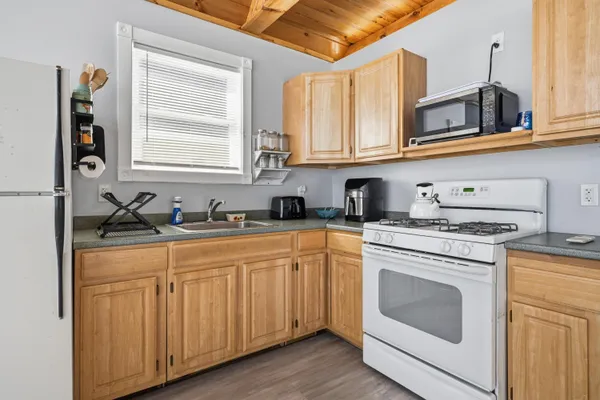 $589,000 | 28 Lintonia Drive, Unit 13, Litchfield, ME 04350