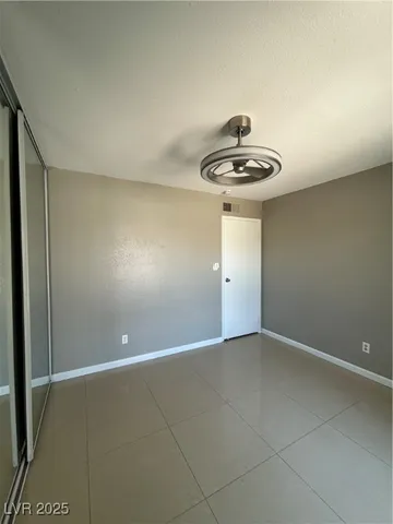 $1,995 | 5396 Chestnut Street, Las Vegas, NV 89119