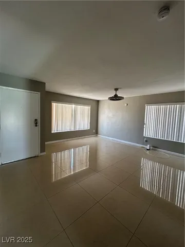 $1,995 | 5396 Chestnut Street, Las Vegas, NV 89119