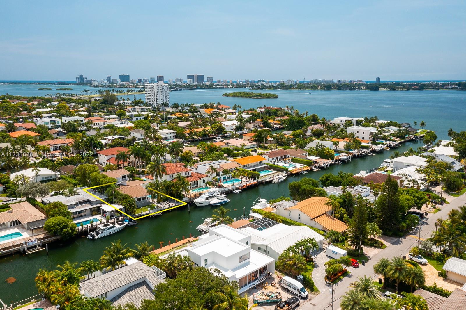 1922 Northeast 119th Road North Miami, FL 33181 - Photo 38 of 42 an aerial view of water body with boats and residential houses with outdoor space