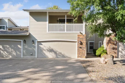 $299,900 | 6713 West 82nd Street, Bloomington, MN 55438