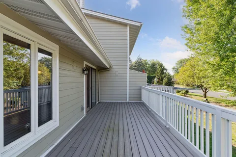 $299,900 | 6713 West 82nd Street, Bloomington, MN 55438