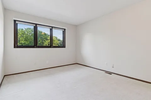 $299,900 | 6713 West 82nd Street, Bloomington, MN 55438