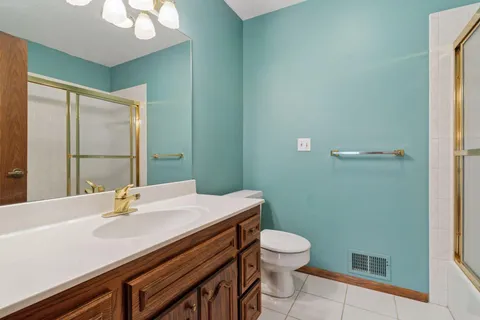 $299,900 | 6713 West 82nd Street, Bloomington, MN 55438