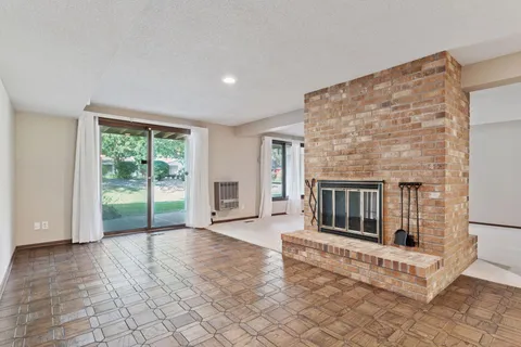 $299,900 | 6713 West 82nd Street, Bloomington, MN 55438