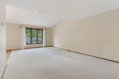 $299,900 | 6713 West 82nd Street, Bloomington, MN 55438