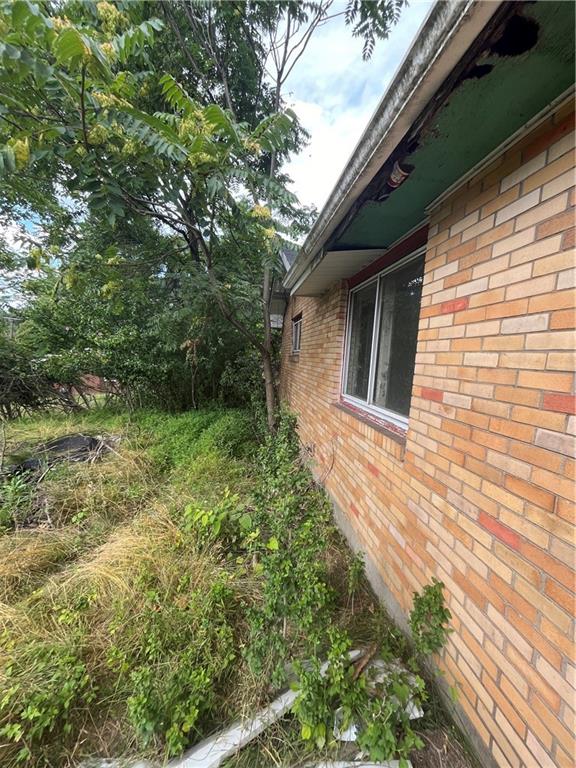 452 Hochberg Road Pittsburgh, PA 15235 - Photo 4 of 13 Gallery Image 4
