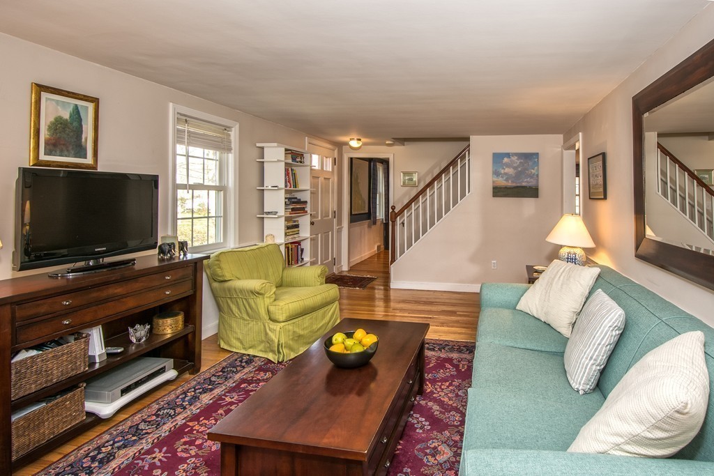 14 Jackson Road Scituate, MA 02066 - Photo 4 of 20