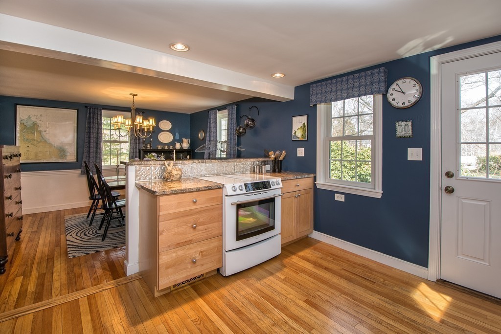 14 Jackson Road Scituate, MA 02066 - Photo 7 of 20