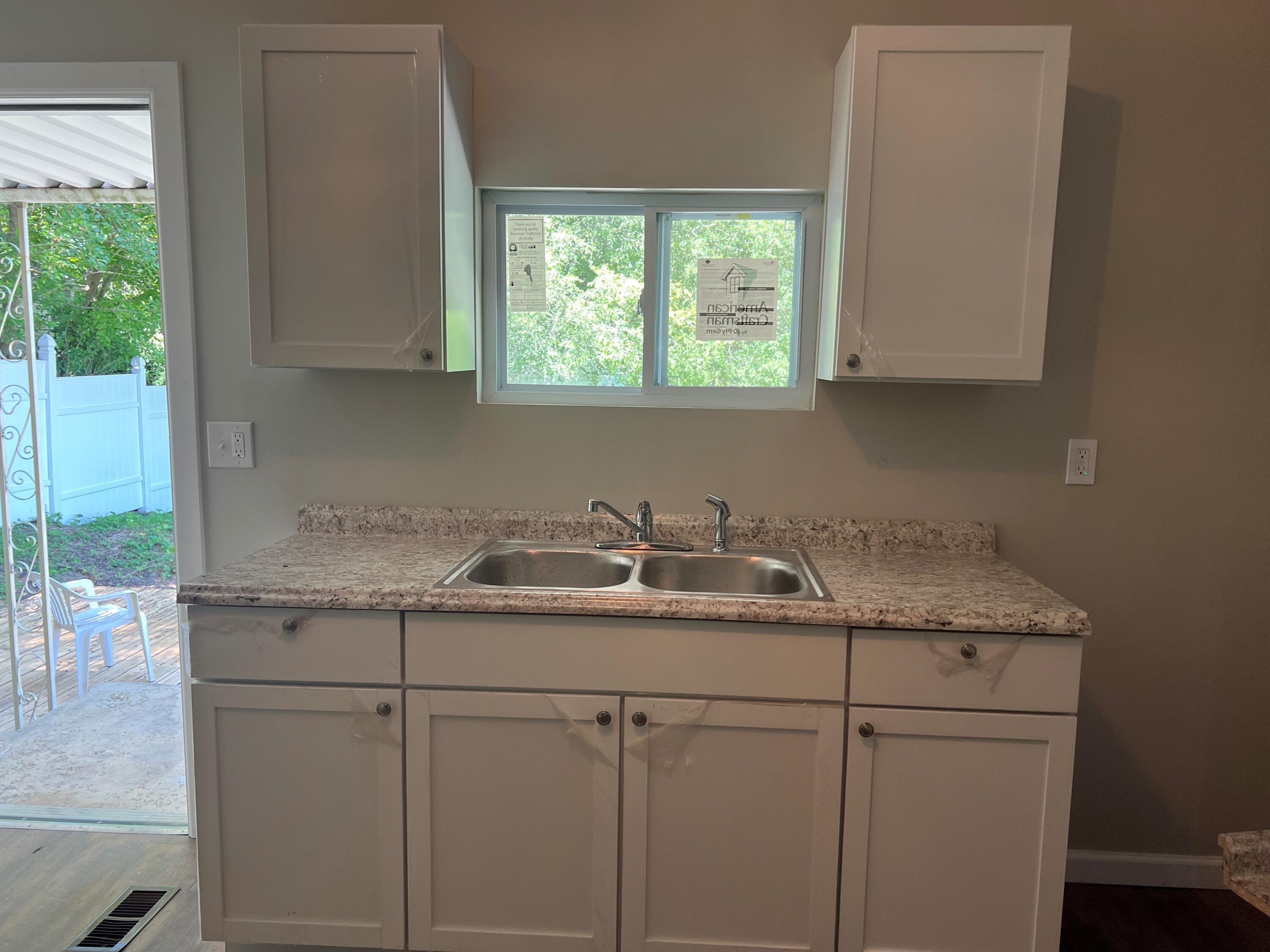 331 North Burnett Road Springfield, OH 45503 - Photo 10 of 25 Gallery Image 10