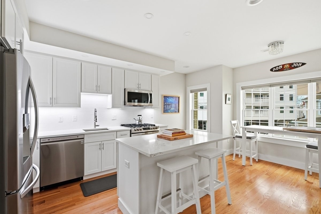 10 B Berkley Road, Unit 10B Hull, MA 02045 - Photo 5 of 20