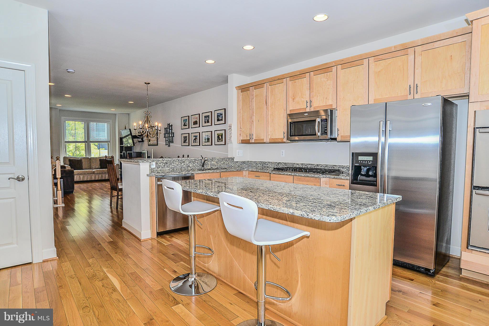 3347 Kemper Road Arlington, VA 22206 - Photo 3 of 28 Kitchen