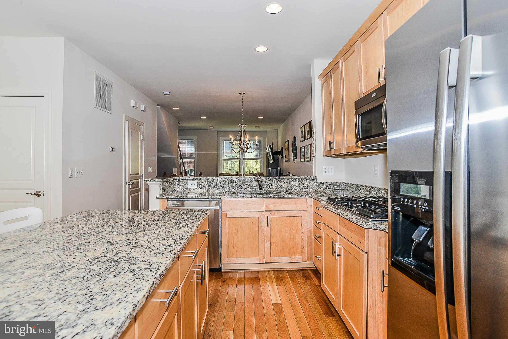 3347 Kemper Road Arlington, VA 22206 - Photo 4 of 28 Kitchen