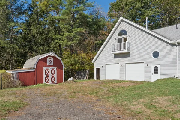 $649,999 | 17 Chestnut Drive, Topsham, ME 04086