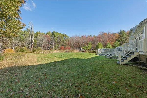$649,999 | 17 Chestnut Drive, Topsham, ME 04086