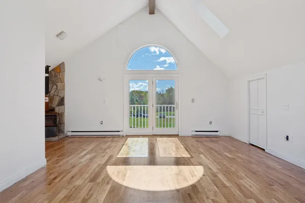 $649,999 | 17 Chestnut Drive, Topsham, ME 04086