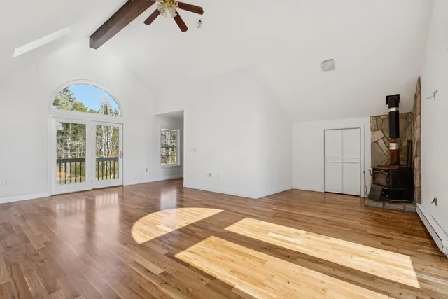 $649,999 | 17 Chestnut Drive, Topsham, ME 04086