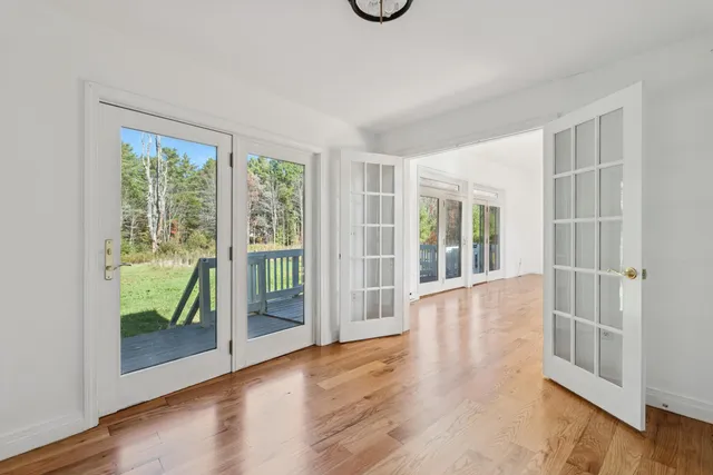 $649,999 | 17 Chestnut Drive, Topsham, ME 04086