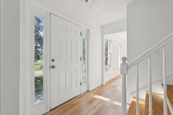 $649,999 | 17 Chestnut Drive, Topsham, ME 04086