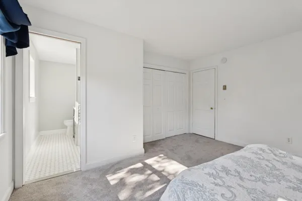 $649,999 | 17 Chestnut Drive, Topsham, ME 04086