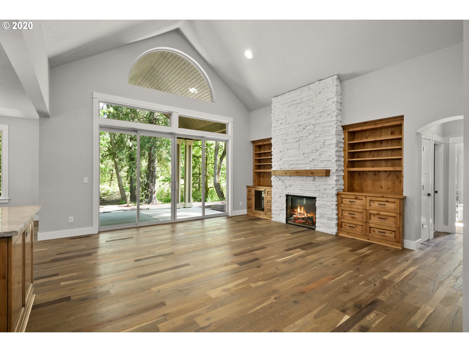 17399 Highway 211 Molalla, OR 97038 - Photo 4 of 32