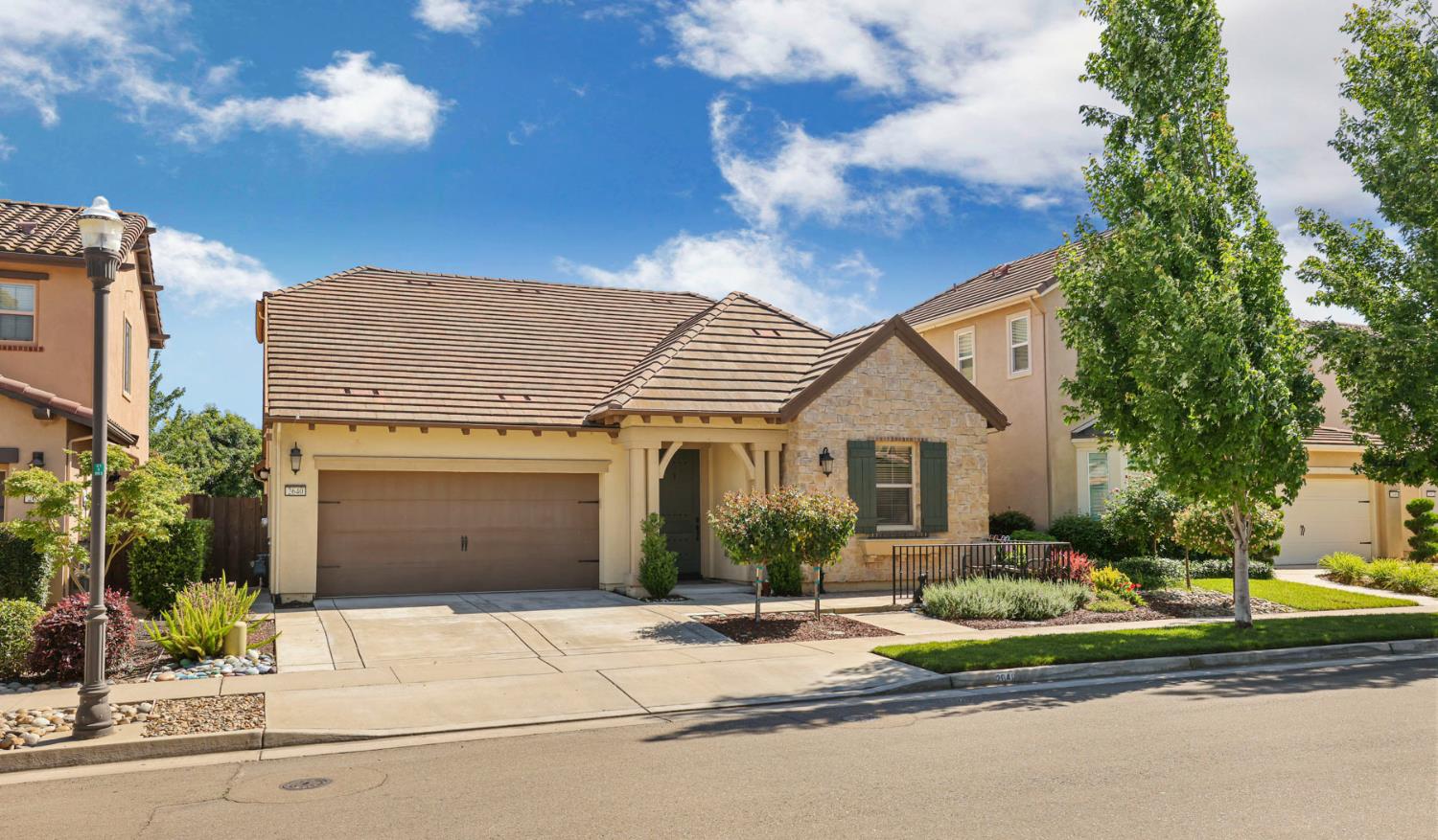2640 Tiffany Street Lodi, CA 95242 - Photo 4 of 54