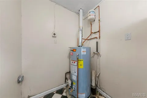 $135,000 | 9714 Lanier Drive, Moline Acres, MO 63136