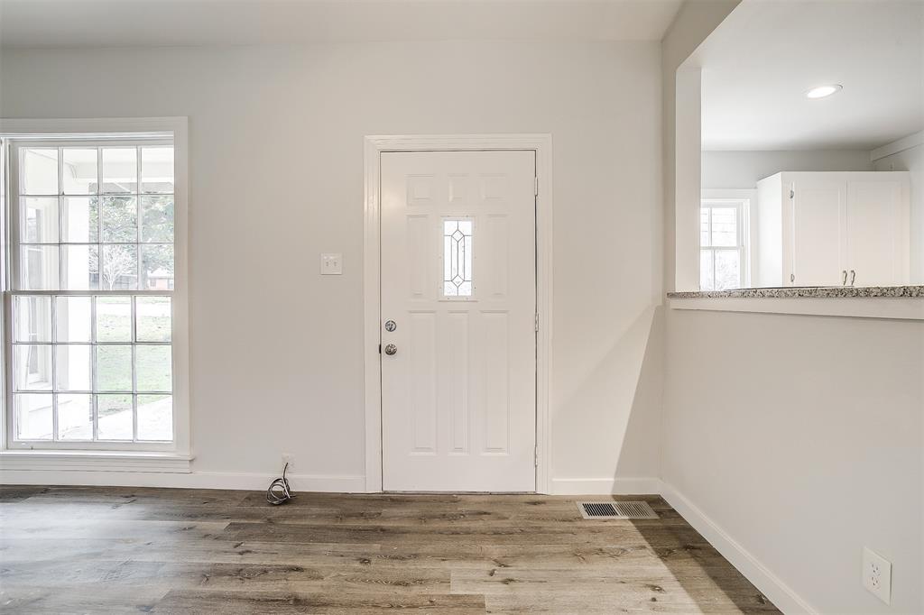 5437 Sam Calloway Road Fort Worth, TX 76114 - Photo 6 of 40