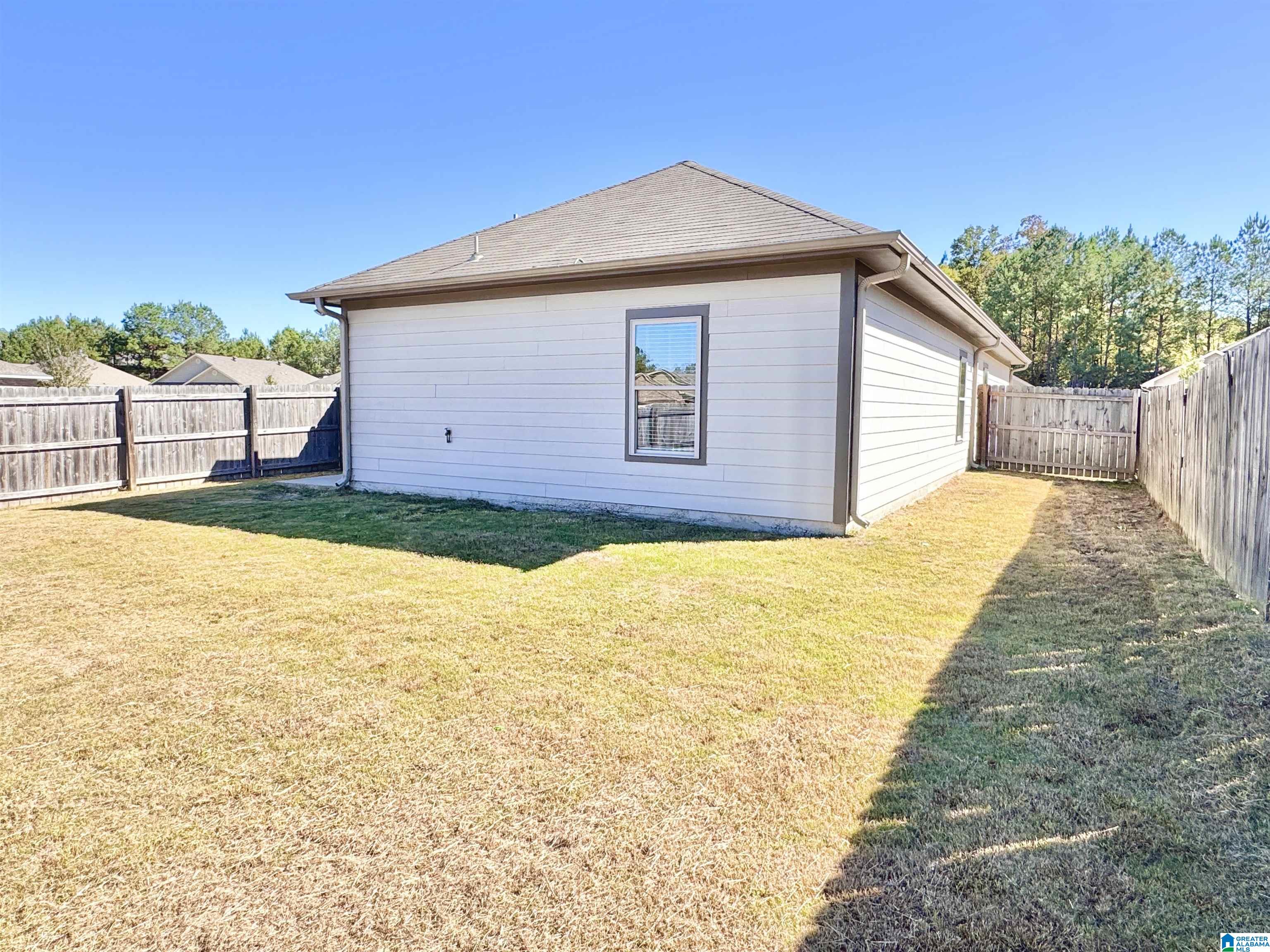 428 Marsh Circle Calera, AL 35040 - Photo 32 of 37