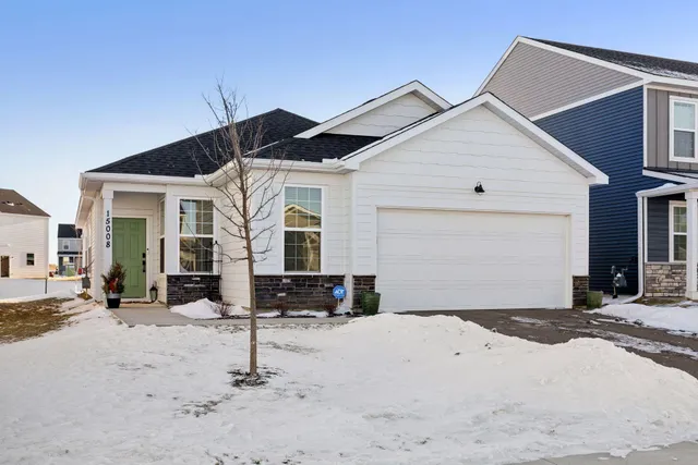 $434,900 | 15008 Athgoe Drive, Rosemount, MN 55068