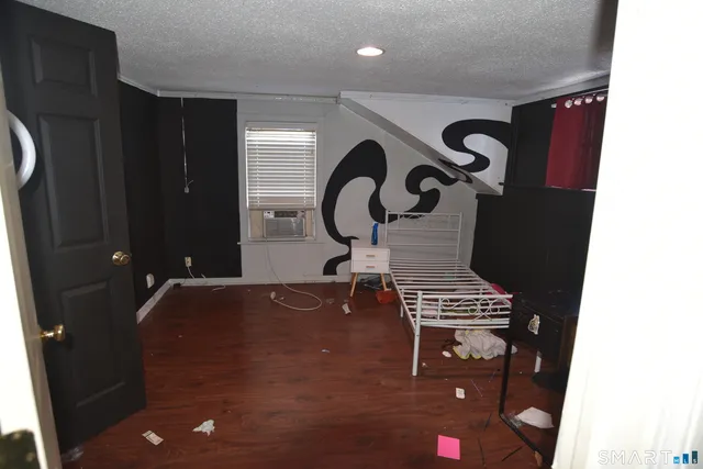 $269,900 | 29 Bingham Street, Bristol, CT 06010